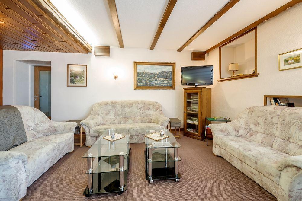 Hotel St Hubert Reuler エクステリア 写真