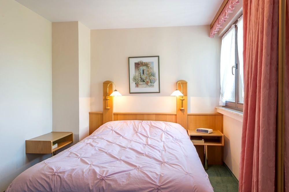 Hotel St Hubert Reuler エクステリア 写真